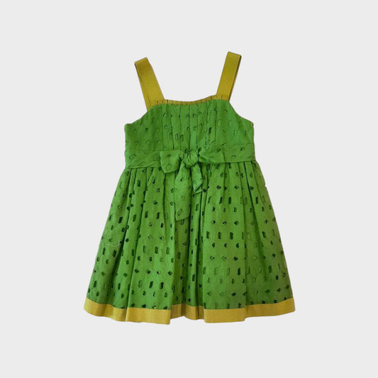 Vestito smanicato in Sangallo